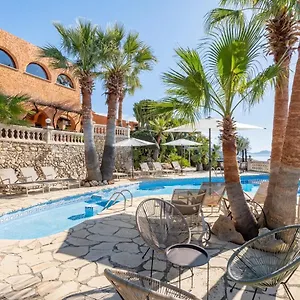 Oscols Villa